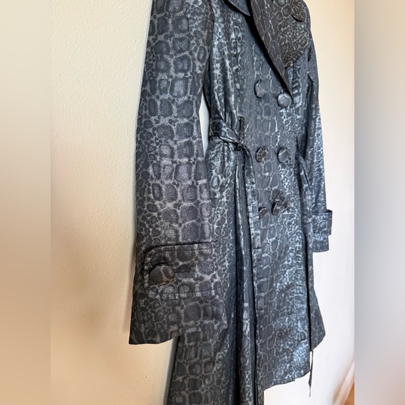 Helene Berman Trench Coat - Picture 3 of 9